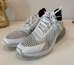 Nike airs  thumbnail 1