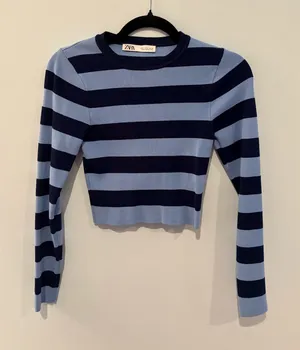 Zara sweater thumbnail 1