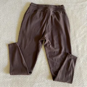 Alphalete Brown Essential Core Joggers thumbnail 4