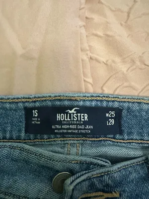 Hollister Jeans Ultra High-Rise Dad thumbnail 3