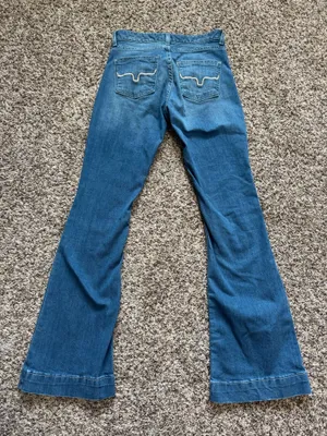 Kimes Lola Soho Fade Jeans thumbnail 2