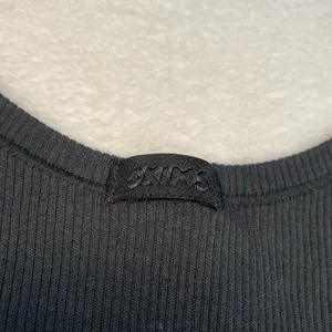 SKIMS Black Cotton Rib Tank Top XS thumbnail 4