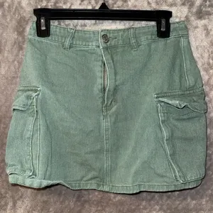 Princess Polly Olive Green Cargo Mini Skirt Size US 6 thumbnail 1