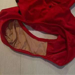 One Piece Red vintage swimsuit with bows thumbnail 6