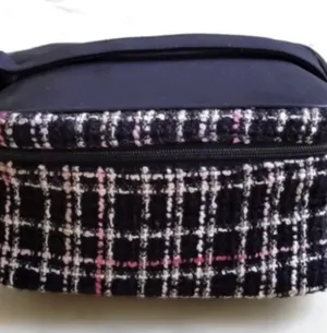 Lancôme Black and Pink Tweed Cosmetic Case thumbnail 2