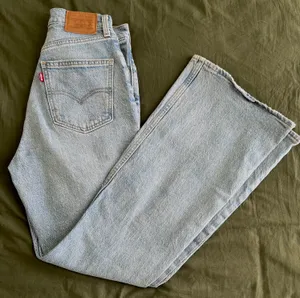 70s High Flare Levi’s Jeans thumbnail 2