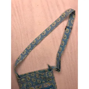 Vera Bradley Crossbody Bag Women Small Blue Quilted Paisley Hipster‎ Spring thumbnail 4