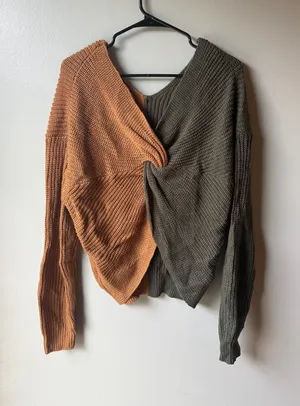 Two Tone Colorblock Twist Front Knit Sweater Medium thumbnail 1
