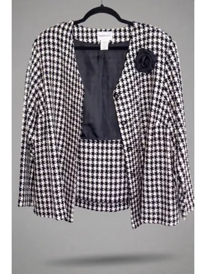 Fashion Bug Black White Houndstooth Tweed Collarless Blazer Rosette Pin 22/24 thumbnail 2