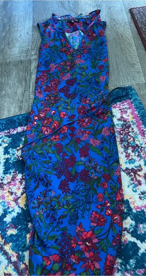 41 hawthorn Blue Floral Sleeveless Maxi Dress thumbnail 1