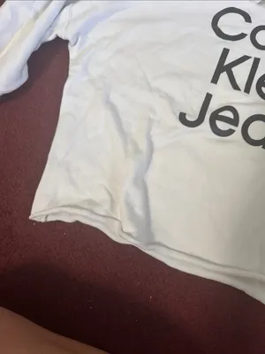 Calvin Klein Jeans Women’s Cropped White Hoodie with Black Logo thumbnail 2