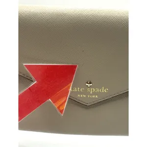 Kate‎ Spade New York Envelope Crossbody Bag Beige Saffiano Leather Gold Chain thumbnail 4