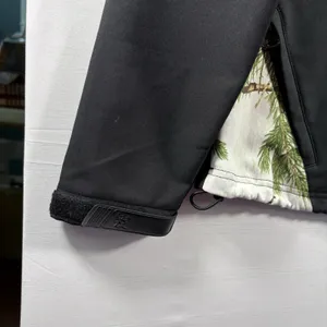 NEW Women's Bushmaster Black White‎ Camo Pro Hunter Softshell Jacket Small thumbnail 4