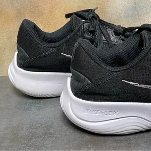 Nike Flex Experience Run 11 Next Nature Women's Black Sneakers Size 8 thumbnail 12