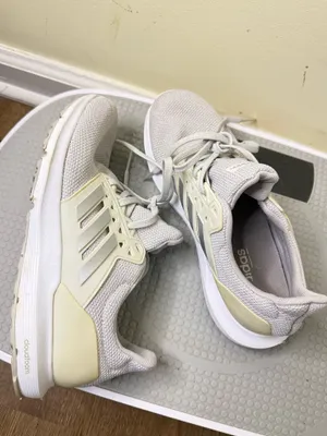 Adidas Solyx Cloud Foam Women’s Size 7.5 White Athletic Running Shoes thumbnail 5