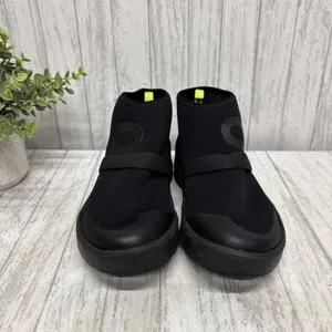 Womens Size 6 Oofos OOMG Sport High EUC thumbnail 2