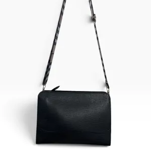 Burberry Vintage Clutch Bag Medium Black Leather Check Canvas Strap Hardware thumbnail 3