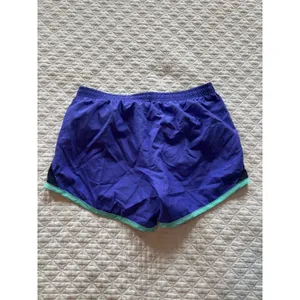 Nike Women's Purple Running Shorts thumbnail 4