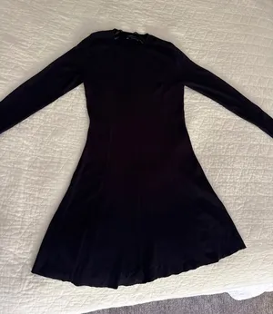 Ann Taylor Black Long Sleeve Fit and Flare Knit Dress‎ Womens small thumbnail 1