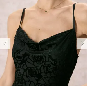 RIHOAS The Black V-Neck Ruffle Tiered Maxi Dress thumbnail 4