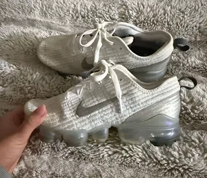 Nike Vapormax thumbnail 1
