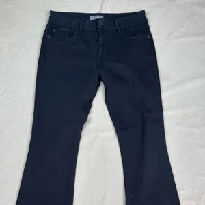 DL1961 Henderson Lara Jeans Womens 28 Black Mid Rise Cropped thumbnail 3