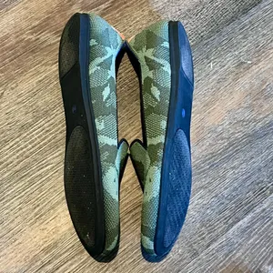Rothy's The Loafer Olive Green Camo Slip-On Flats Size 7 thumbnail 4