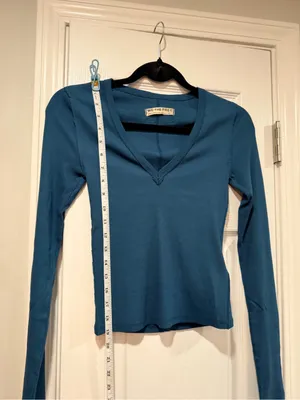 NWOT We The Free Size XS Free People Ribbed V-Neck Long Sleeve Fitted Top Raw thumbnail 4