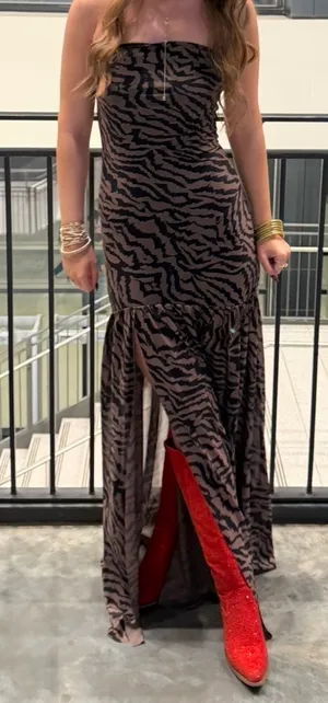 Amazon Fitted Tiger Stripe Dress thumbnail 2