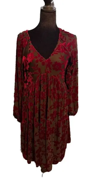 Just... Taylor Burgundy Floral Burnout Velvet Tiered V-Neck Dress Size 6 thumbnail 1