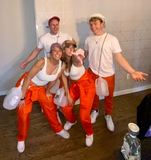 Spirit Halloween Costume Prisoner Orange thumbnail 4