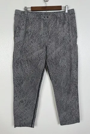 Lululemon Pant 12 Black White Textured Crackle Print Trousers thumbnail 2