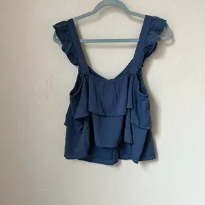NWT American Eagle cropped blue ruffle top size M thumbnail 13