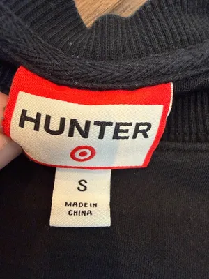 Hunter by Target Sweatshirt in Black Size Small - C16-028 thumbnail 2