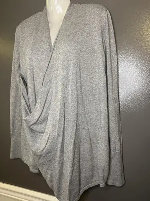 Abercrombie & Fitch Cardigan Sweater Womens Medium Gray Drape Front Zip Asym Hem thumbnail 4
