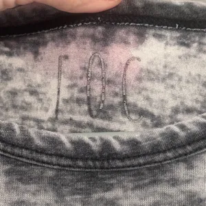 Buckle Gray Acid-Wash Tank Top with Pink & Gold Graphic thumbnail 3