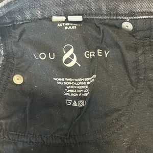 Lou & Grey Black Gray Wash High Waist Straight Cropped Undone Hem Jeans sz. 26 thumbnail 6