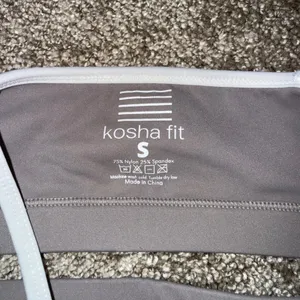 Kosha Fit Sports Bra Womens Small Taupe Grey Excellent‎ Contrast Trim Activewear thumbnail 3