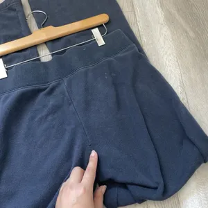 Vintage Nike Sweatpants low rise bootcut 31.5" womens Blue medium loungewear y2k thumbnail 7