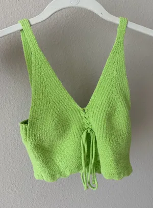 Zara Cropped Tank Top thumbnail 1
