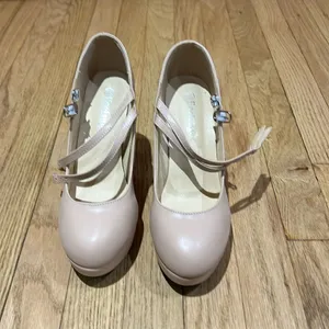 Enelauge Women’s Pink High Heeled Mary Jane Shoes Size 39 Like New thumbnail 2