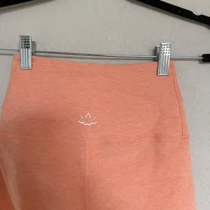 Beyond Yoga Spacedye High Waisted Biker Shorts Orange XXS Activewear Gym Workout thumbnail 3