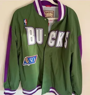 Milwaukee Bucks NBA Jacket Mitchell & Ness thumbnail 1