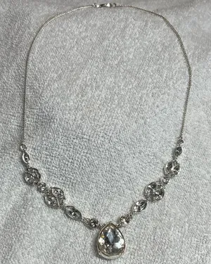 Vintage SAQ Avon Stone Silver-tone Necklace thumbnail 1