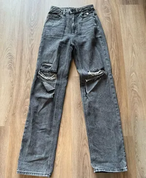 Pacsun Grey Distressed 90’s Boyfriend Denim Jeans thumbnail 1