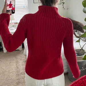 DKNY Sweater thumbnail 4
