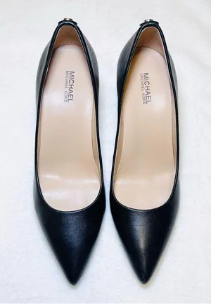 MICHAEL MICHAEL KORS MK Black Flex Mid Pointed-Toe Pumps thumbnail 3