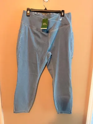Halara 2XL Crossover Waist Light Blue Denim-Look jeggings nwt thumbnail 5