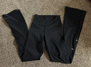 Alo Yoga Leggings thumbnail 4