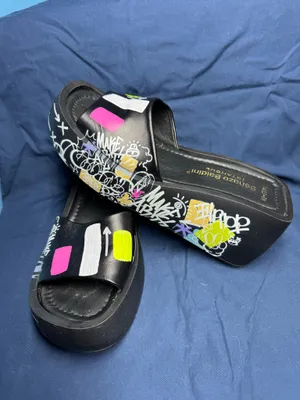 Bengzo Baldini Istanbul Hand-Painted Platform Slides Black Sandals thumbnail 6